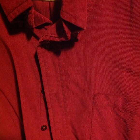 Saks Fifth Avenue Men's Large Red Corduroy Long Sleeve Shirt - Good Condition - Picture 3 of 4